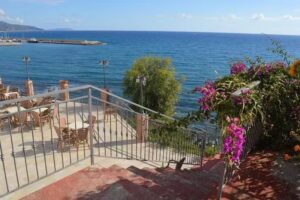 Hydra Club Hotel & Village