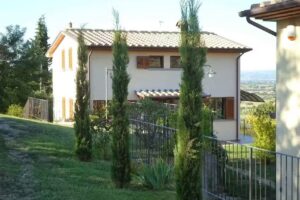 i 3 cipressi locazione turistica