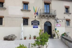 Il Campanile Vizzini – B&B – Ristorante – Pizzeria