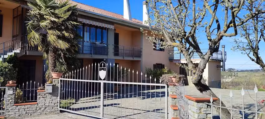 IL CANTO DEL GALLO – Country house