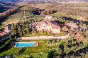 IL CASTRO LUXURY APARTMENTS