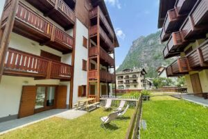 Il Cervo Mountain Apartment