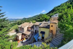 IL FALCO COUNTRY HOUSE