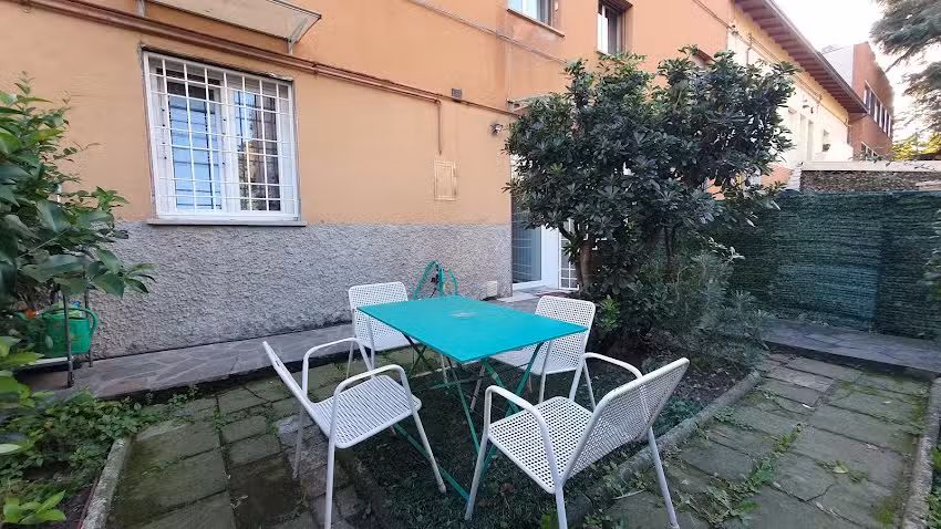 Il giardino di Anna via Treves – locazione turistica