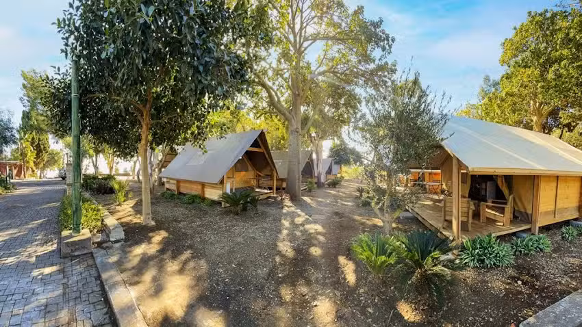 Il Pampaleone Glamping & Resort
