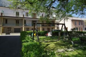 “Il Quercione” Casa Vacanze and Room With S.p.A