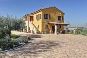 Il Sentiero del Poeta – Country House Recanati