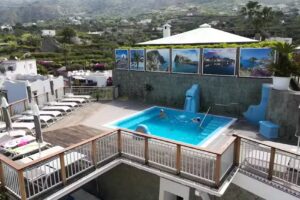 IL SOFFIO DI TIFEO – RESORT