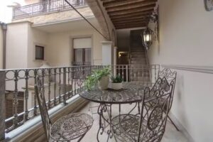 Imola Suite – Self check-in