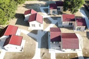 Incanto Glamping Village – Camere e piscina – Bubble Room Romagna