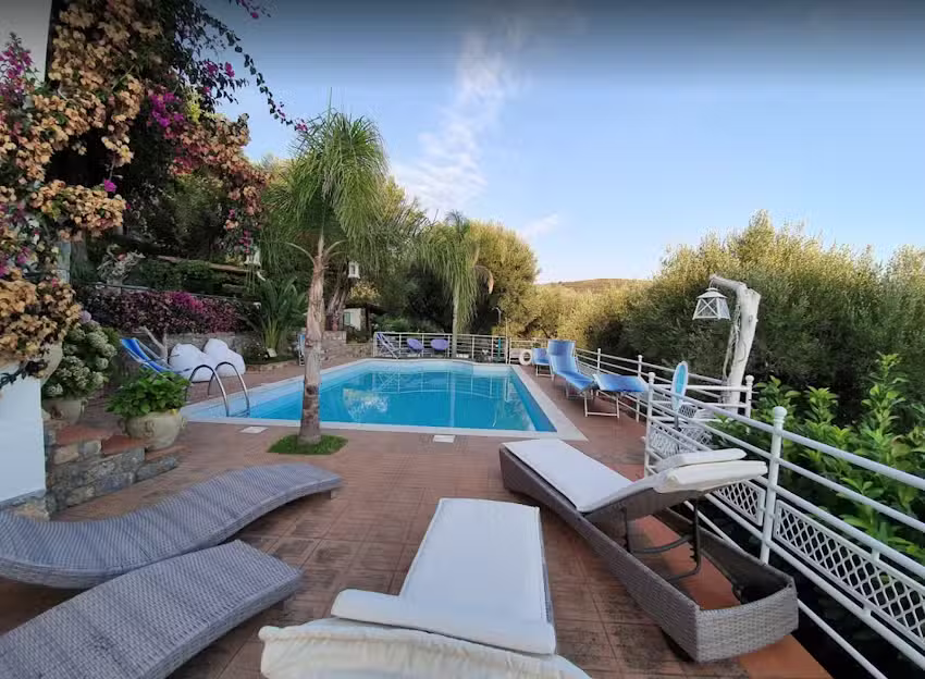 Infreschi 13 – Casa Vacanza