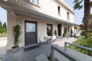 International Rooms & Apartments