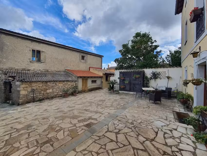 Is Coronas affittacamere