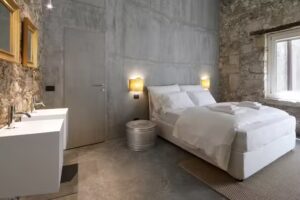 ISONZO SUITES