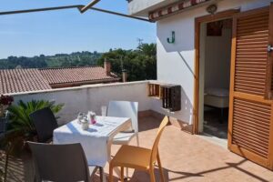 Jerry & Titty Charming House Capena