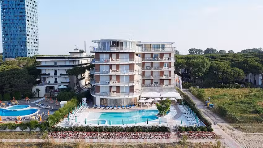 Jesolopalace Hotel & Aparthotel