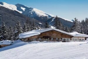 Jora Mountain Dining