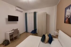 Juna’s guest house