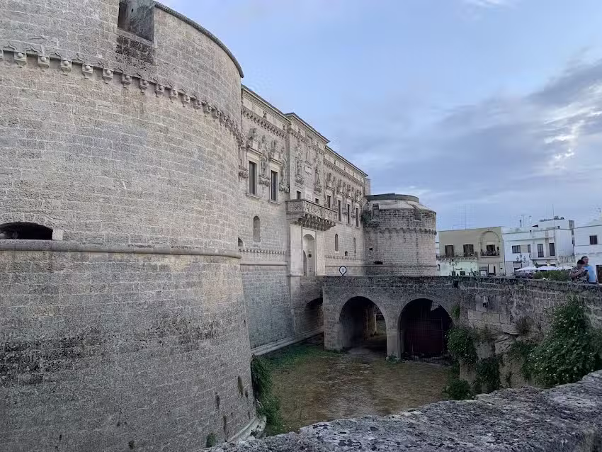 Kaloneiro Guest House