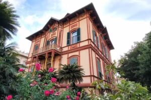 L’ Americano Luxury Rooms CIN IT010015B4TR6K5FSJ