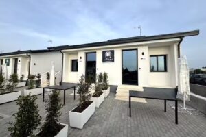 L’ Ancora Luxury Apartments