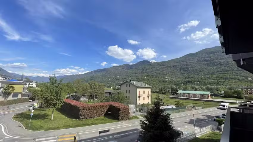 La Baita Case Sondrio Fiume