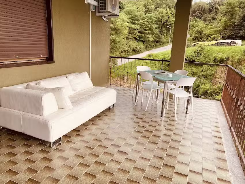 La Casa con Ruscello