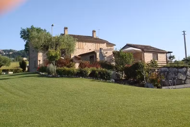 La Cascina del Poeta Country House