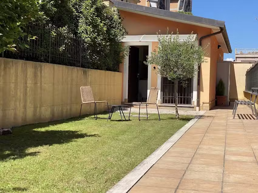 La Casetta con giardino privato