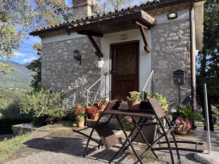 La casetta di Vacone casa vacanze cod. CIN IT057072C2UP37LISC