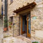 LA CASETTA NEL BORGO