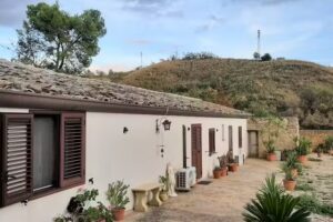 La Collina delle Ginestre