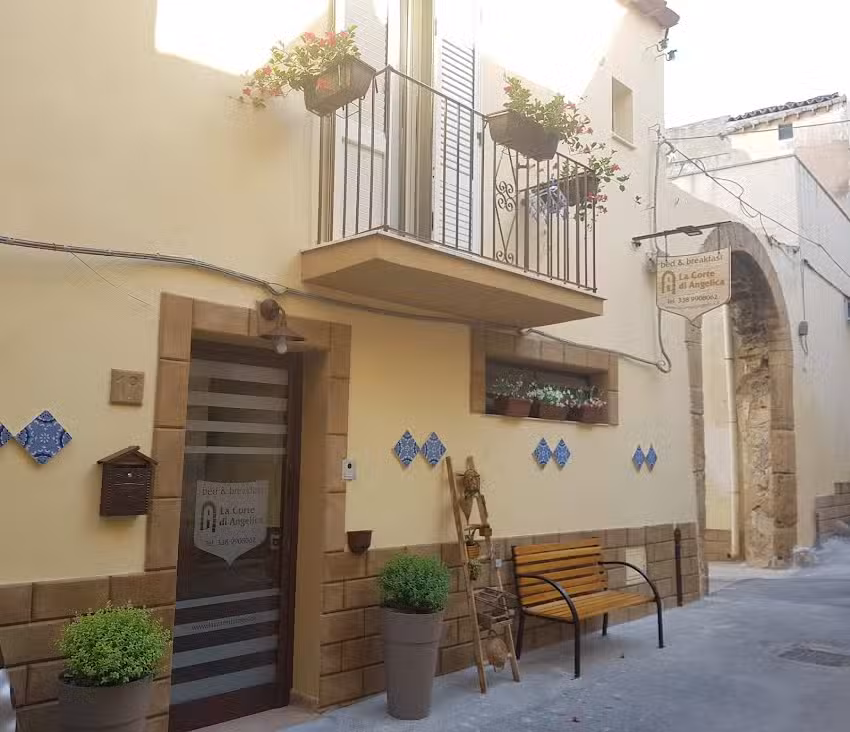 La corte di Angelica b&b