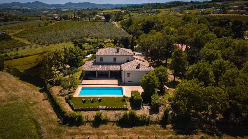 La Dolce Villa
