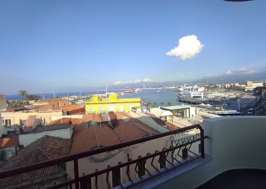 La Finestra sul Mare