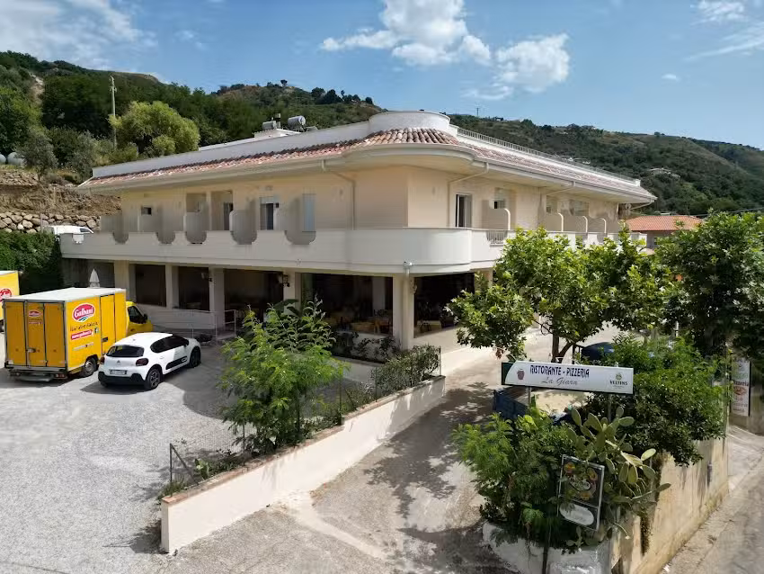 La Giara – Hotel, Ristorante e Pizzeria