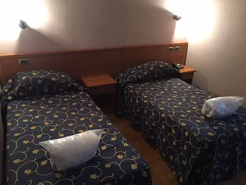 LA GRITTA – Ristorante Pizzeria Hotel Specialità di Pesce e Carne