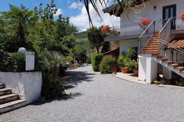 La Molina Bed and Breakfast