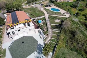 “La Pagoda” – Sleep & kite