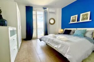 La Riva – Seashore