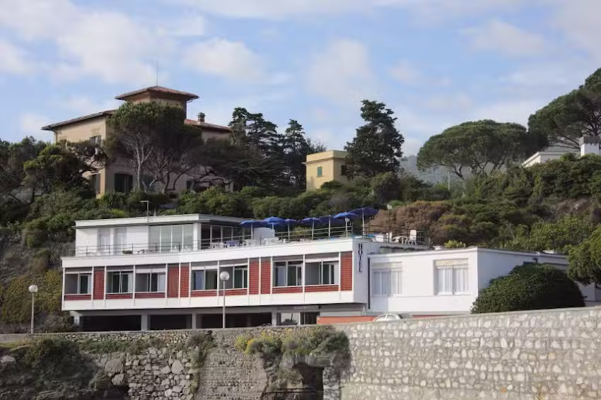 La Scogliera Hotel Bed & Breakfast‎