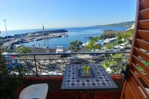 La spiaggetta di Stazzo b&b Acireale