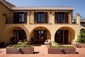 La Terra Del Mezzo – Turismo Rurale