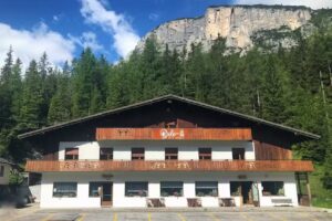 L’Albergo Dolomiti Des Alpes