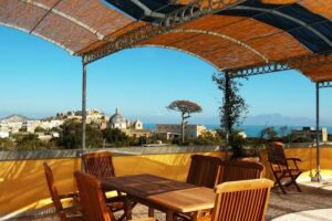 Le Grand Bleu – Gioia Apartments