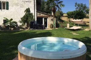 LeAmorine White House b&b