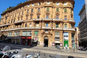 Lh Royal Suites – Guest House