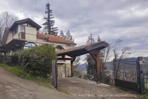 Lina’s Bed and Breakfast