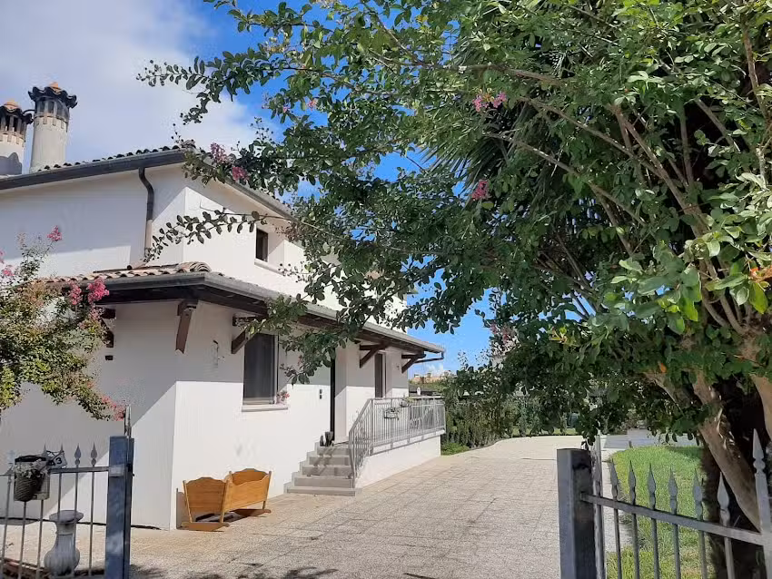 Locazione Turistica El Sghirlo