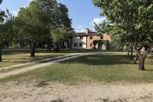 Locazioni brevi turistiche Tenuta con piscina